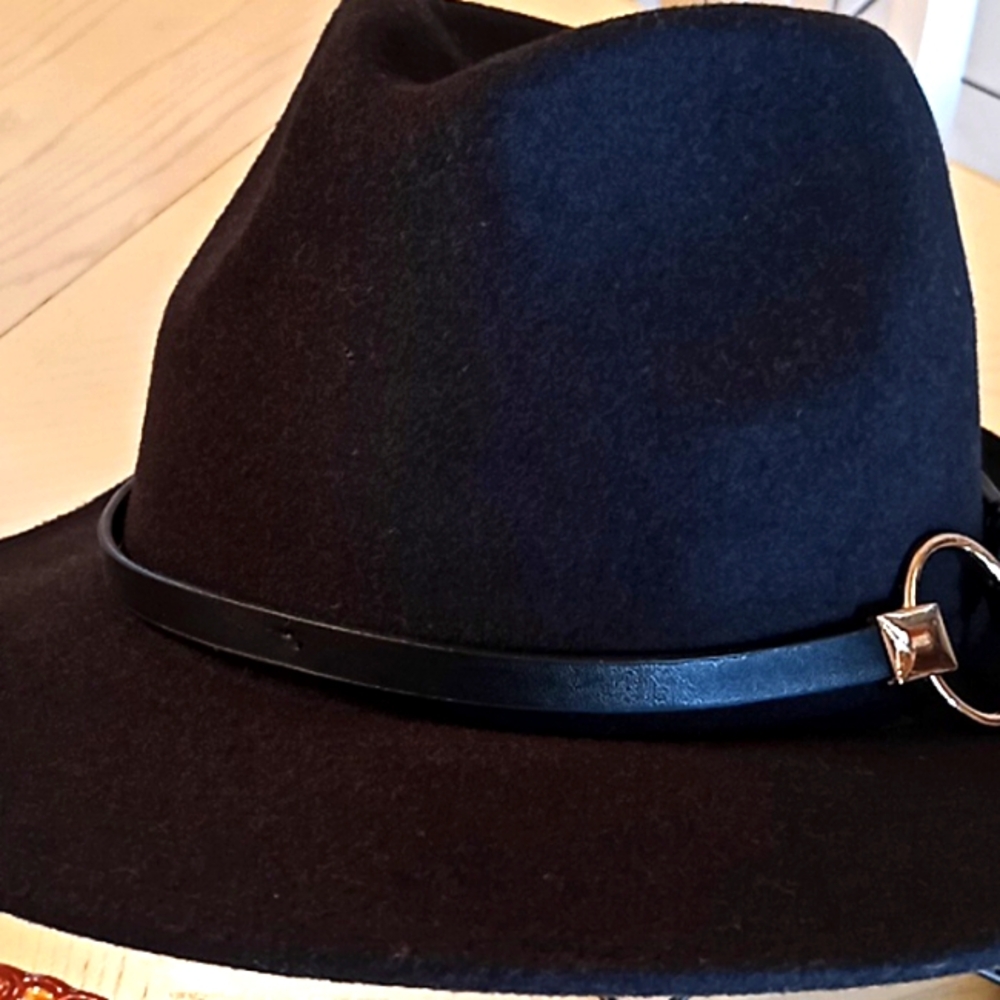 I.N.C Stylish Black Fedora Hat With Adjustable Fit Band. NWT. One Size. - Picture 3 of 11